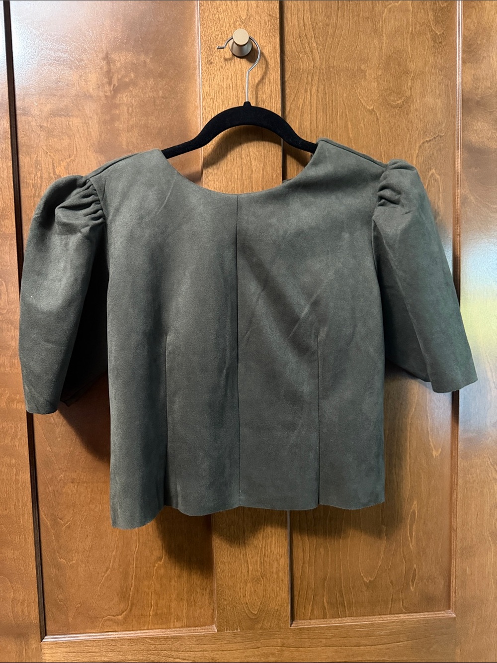 Tahari Olive Puff Sleeve Blouse